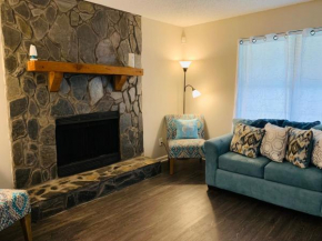 Cozy - Home Away From Home with Free Parking